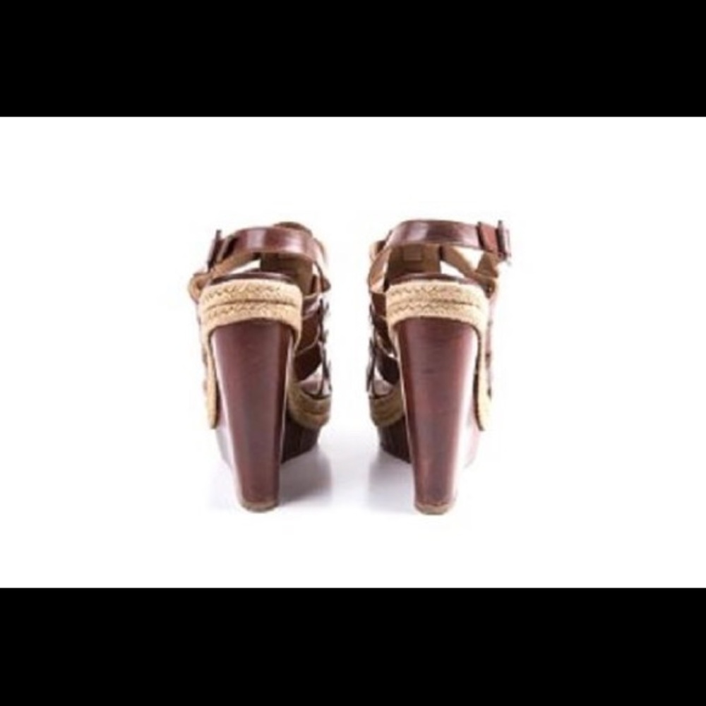 Christian Louboutin
Bronze Barcelona Pumps - Picture 3 of 4
